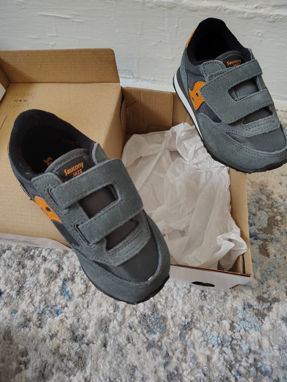 Saucony Kids Gray and Orange Velcro Trainer Sneakers